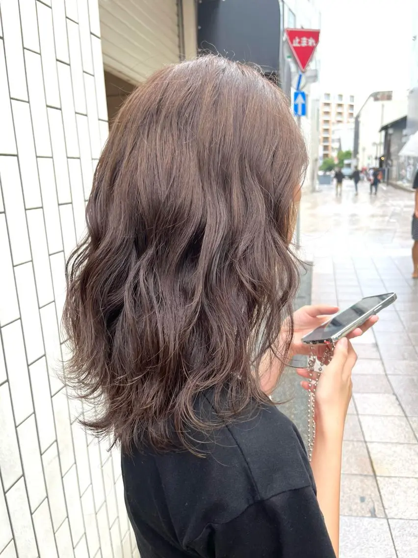 ミディアム カラー ブラウンカラー チョコレートブラウン 🟣niw SHUNNA🟣のヘアスタイル