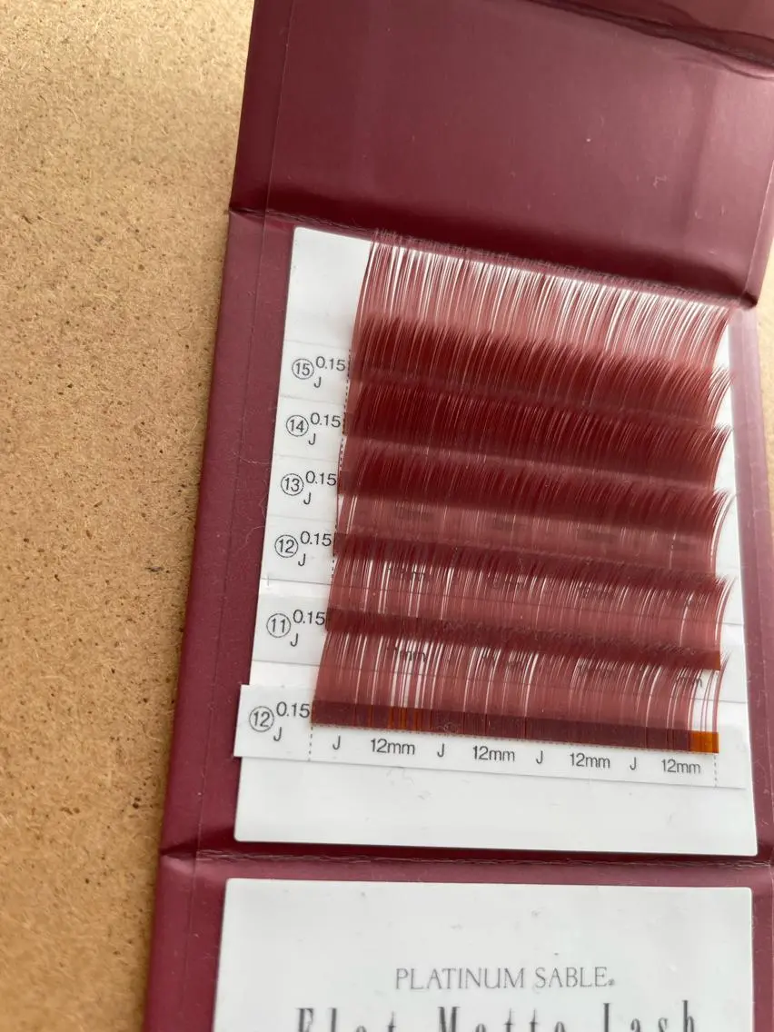 マツエク・マツパ カラーマツエク フラットラッシュ YUNIKO eyelashのマツエク・マツパデザイン
