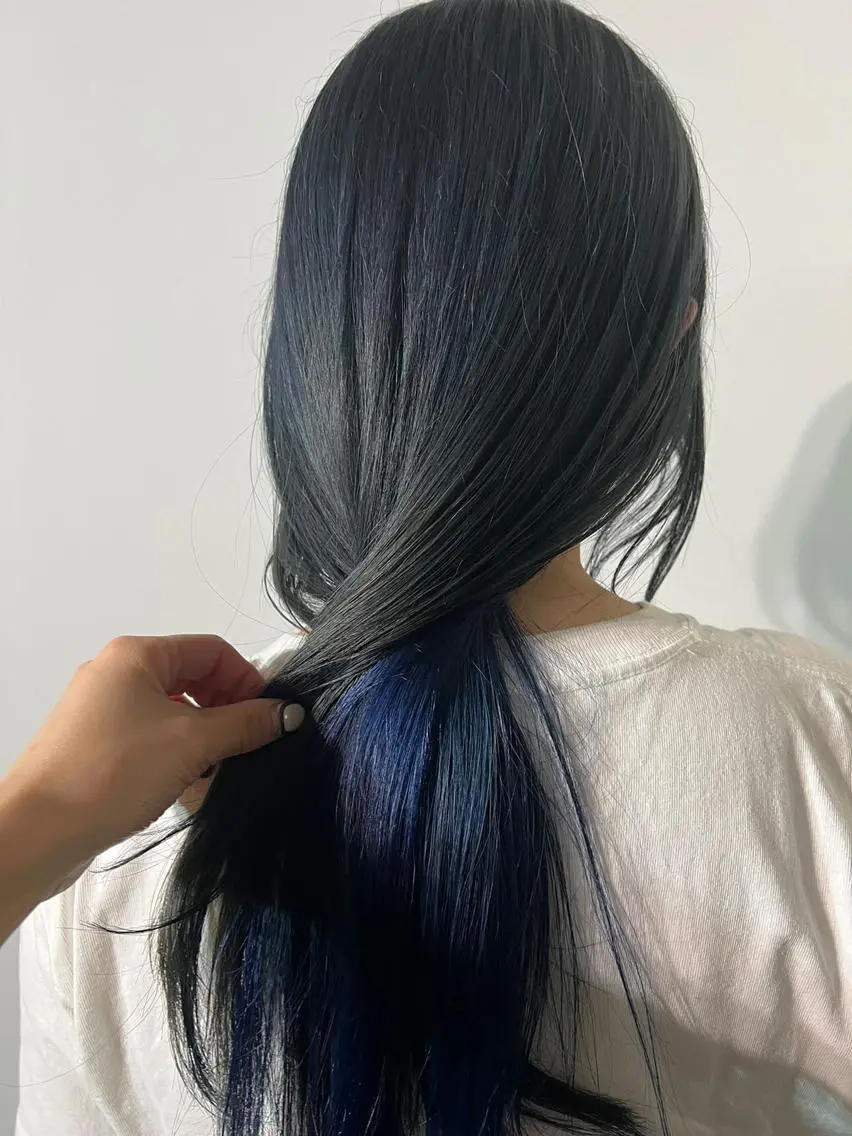 ロング カラー ヘアアレンジ キッズ マツエク・マツパ アイブロウ カット ヘアカラー 透明感カラー/推しカ ラー☁️JURAのヘアスタイル