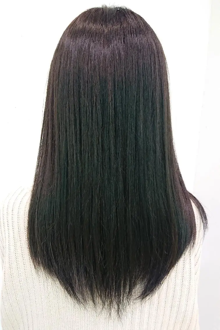 ロング カラー 山口 彩海のヘアスタイル