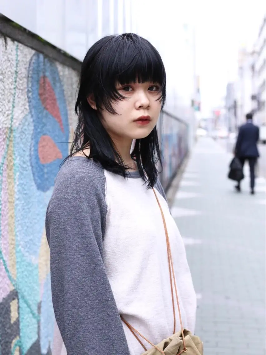 セミロング カラー 黒髪 ウルフカット カット トリートメント ハイトーン/レイヤー /ウルフ⭐️永田⭐️のヘアスタイル
