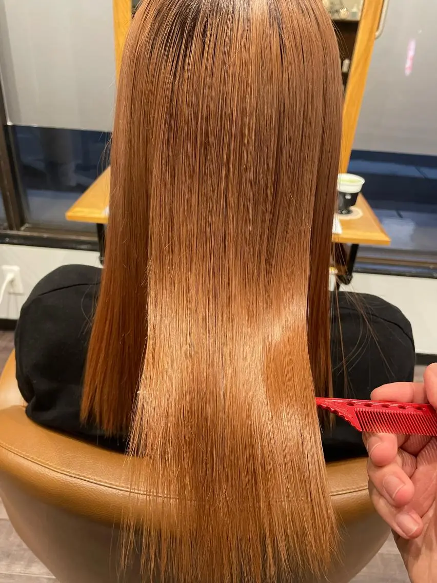 ミディアム トリートメント 髪質改善×潤艶カラー ⭐️岡田崇彰のヘアスタイル