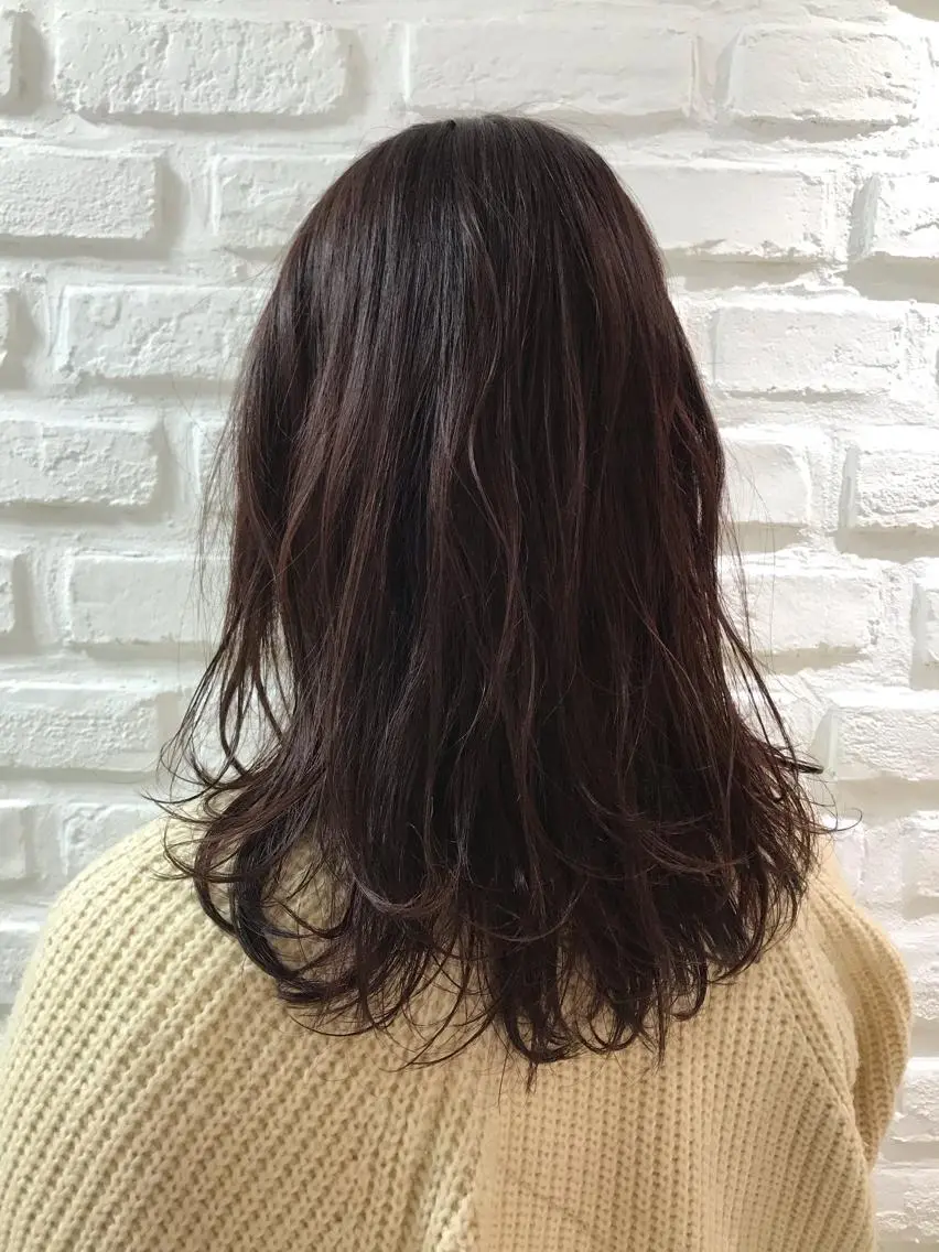 セミロング カラー ベージュカラー イルミナカラー ピンクカラー ピンクベージュ 【暖色カラー特化】 中山由梨のヘアスタイル