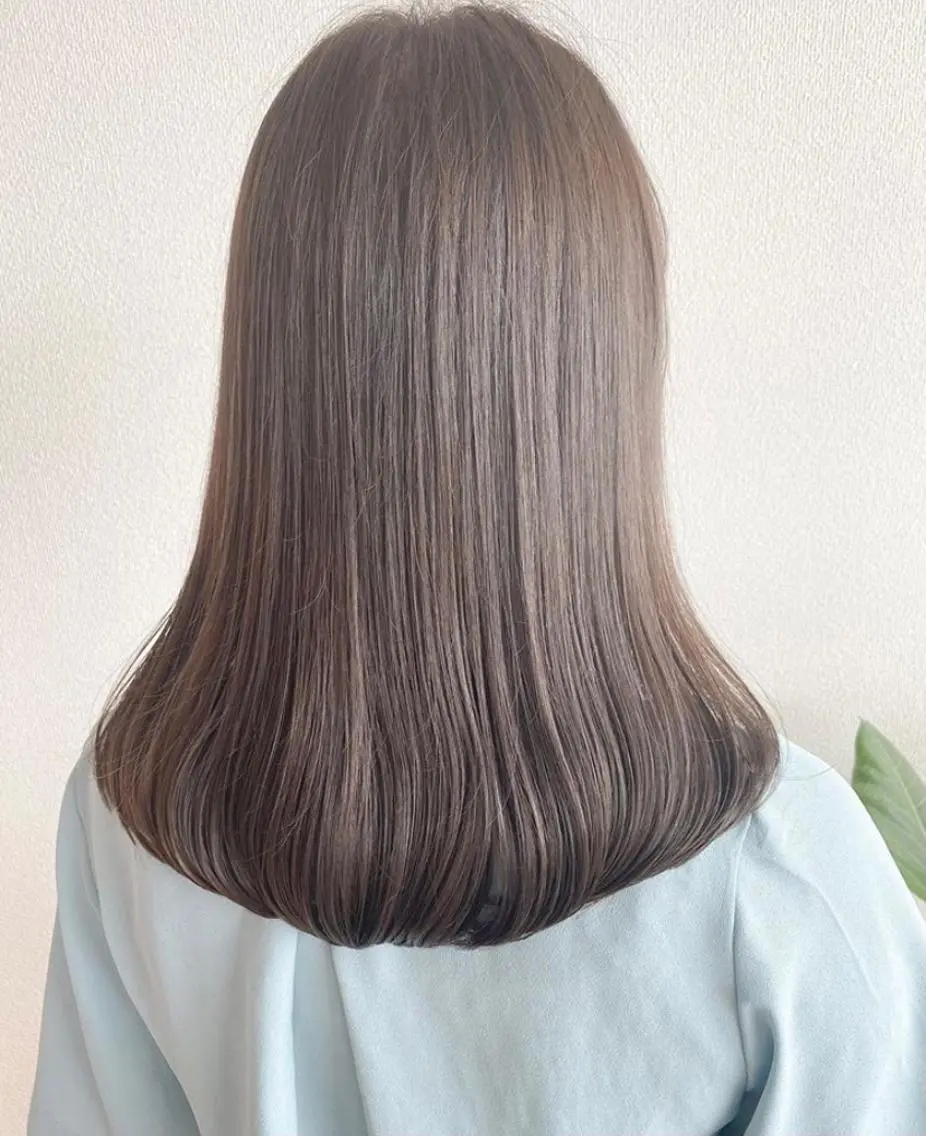 ロング カラー 藤井 貴美子のヘアスタイル