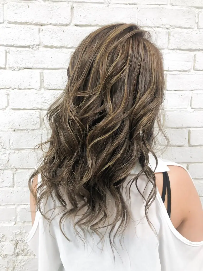セミロング カラー welring hair salonのヘアスタイル