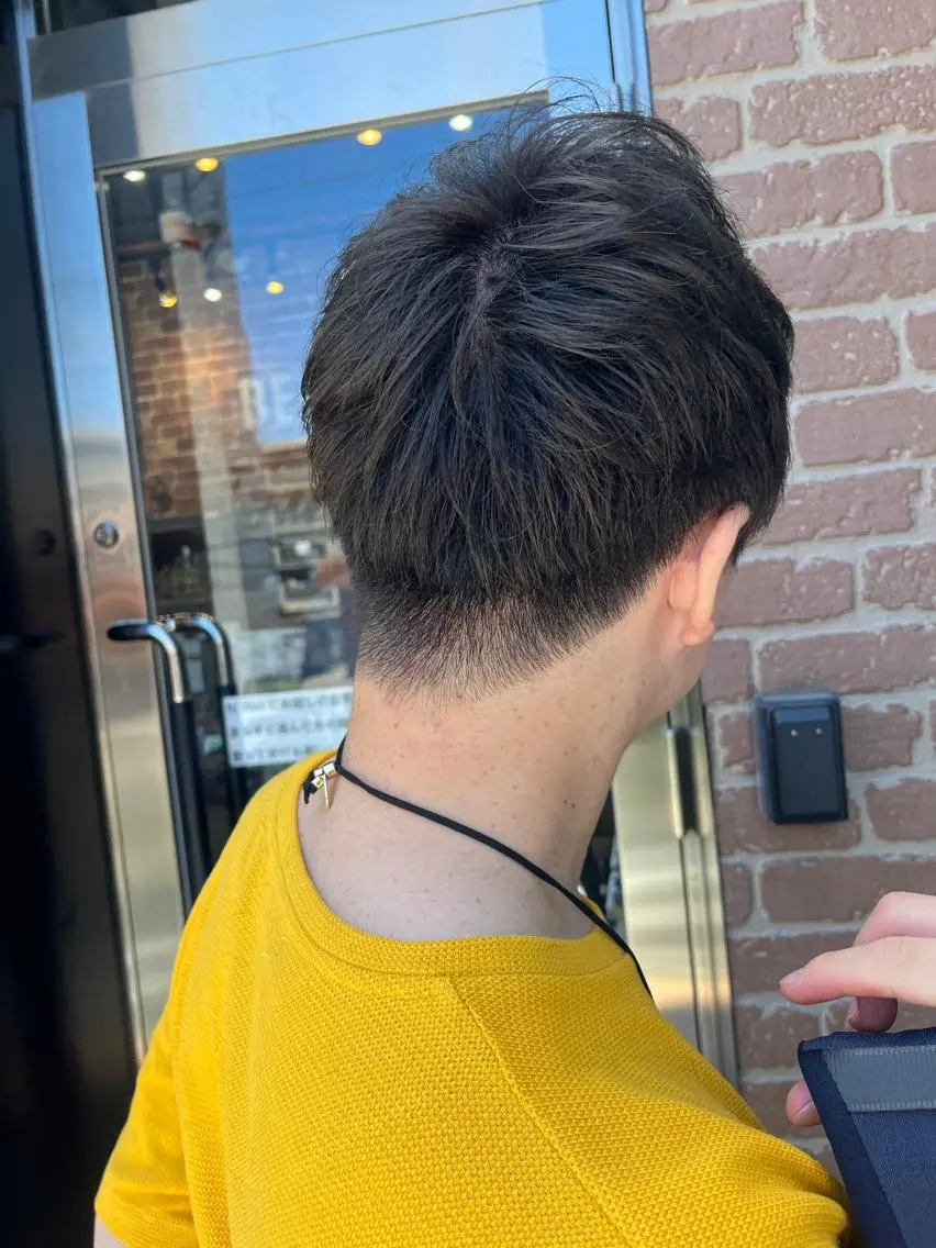 ミディアム カラー パーマ ヘアアレンジ メンズ キッズ ネイル マツエク・マツパ アイブロウ メンズブリーチ メンズハイライト メンズインナーカラー メンズ韓国風 ブリーチ 久木原 ゆりのヘアスタイル