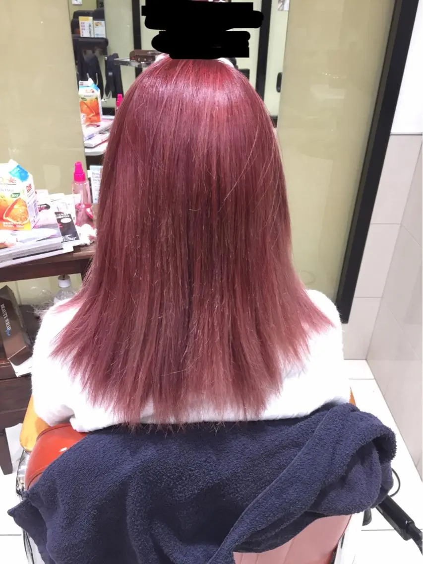 ロング カラー ピンクカラー ヘアカラー トリートメント 宮下 愛璃紗のヘアスタイル