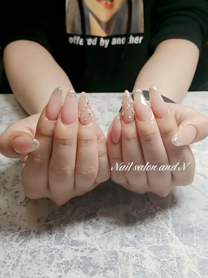 ネイル and Nのネイルデザイン