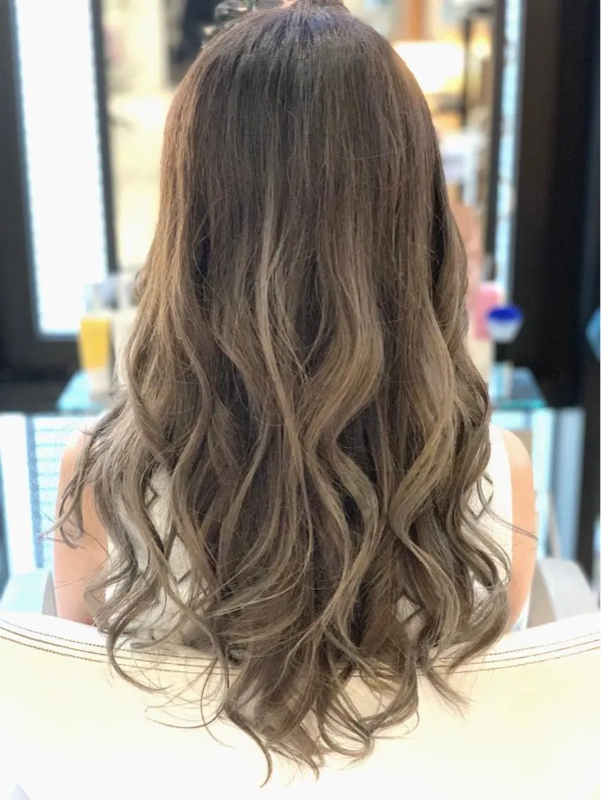 セミロング カラー パーマ ヘアアレンジ ブリーチ ケアブリーチ Merci メルシー 福岡、今泉のヘアスタイル