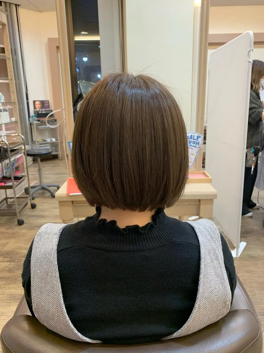 ショート カラー ベージュカラー オリーブベージュ ヘアカラー 🦋艶モテカラー/ヘ アセット🦋YURIのヘアスタイル