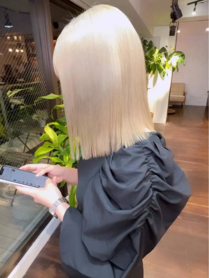 ショート カラー ブリーチ ダブルカラー ハイトーンカラー イルミナカラー インナーカラー 🧡色落ちまで2度 楽しめる🧡ヨシキのヘアスタイル