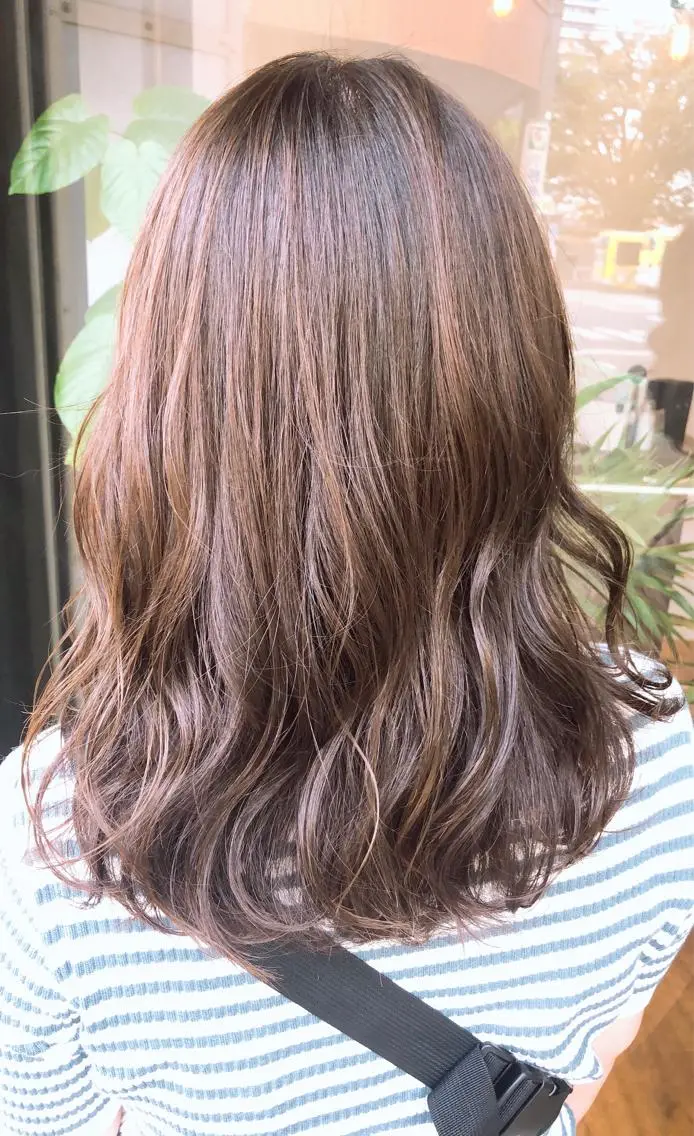 カラー ベージュカラー あらい なつみのヘアスタイル