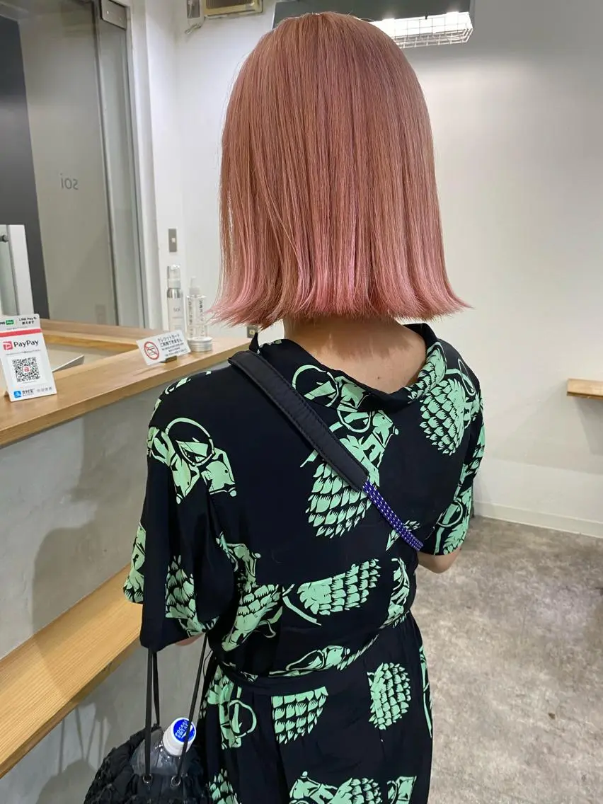 ショート カラー ハイトーンカラー ピンクカラー ヘアカラー 森貴裕/ベージュ/ パーマ/オリーブのヘアスタイル