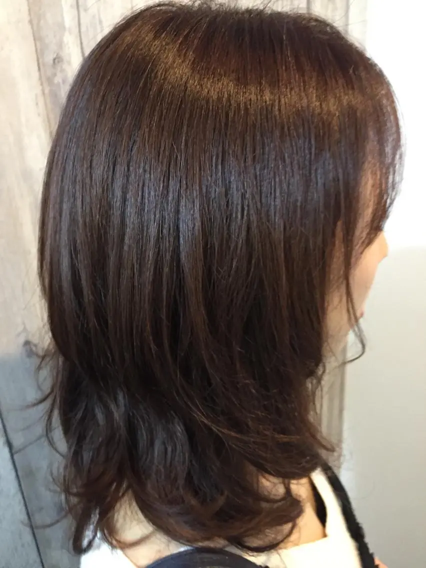 カラー 中山 ルミ子のヘアスタイル
