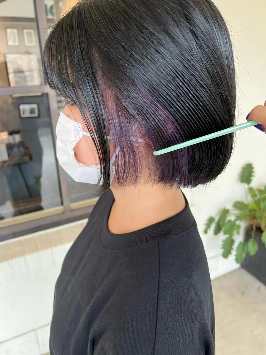 ショート カラー 松田 詩奈のヘアスタイル