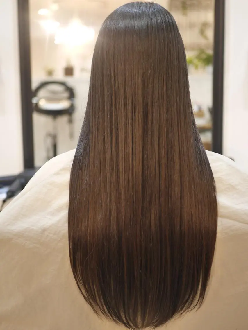 ロング カラー Lucet byNYNYのヘアスタイル