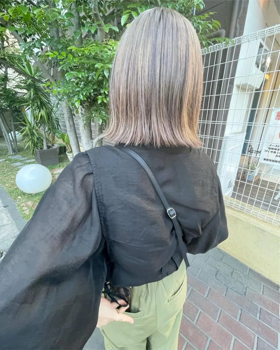 ショート カラー 🙃 透明感カラー/ボブのヘアスタイル
