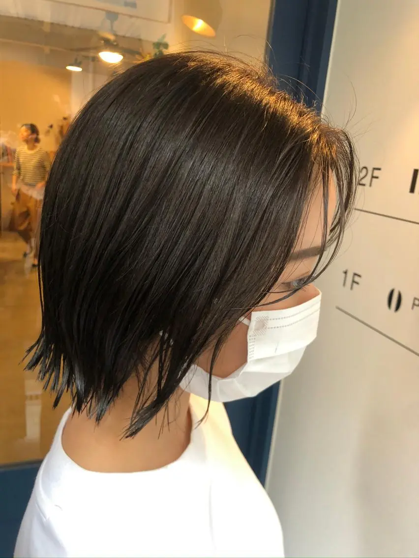 ショート カラー やまさきえりこ ニュアンスパーマのヘアスタイル