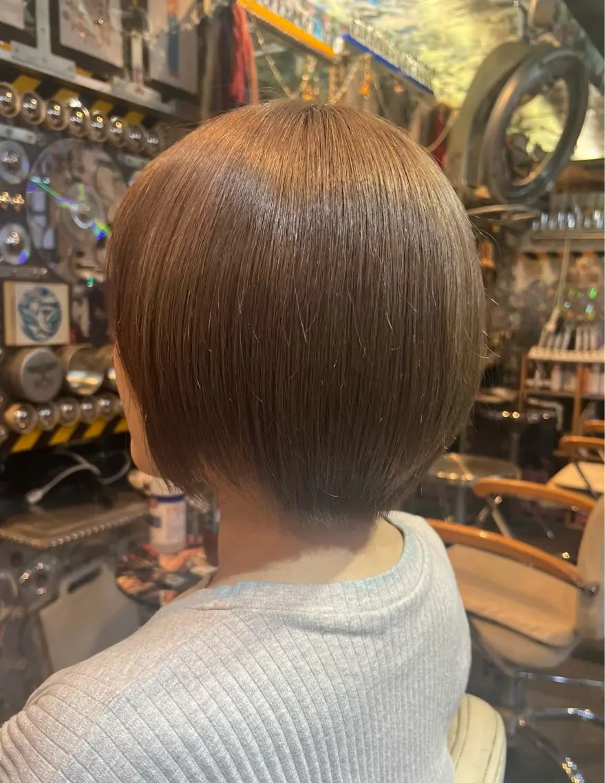 ショート カラー KOYA ｺﾔのヘアスタイル