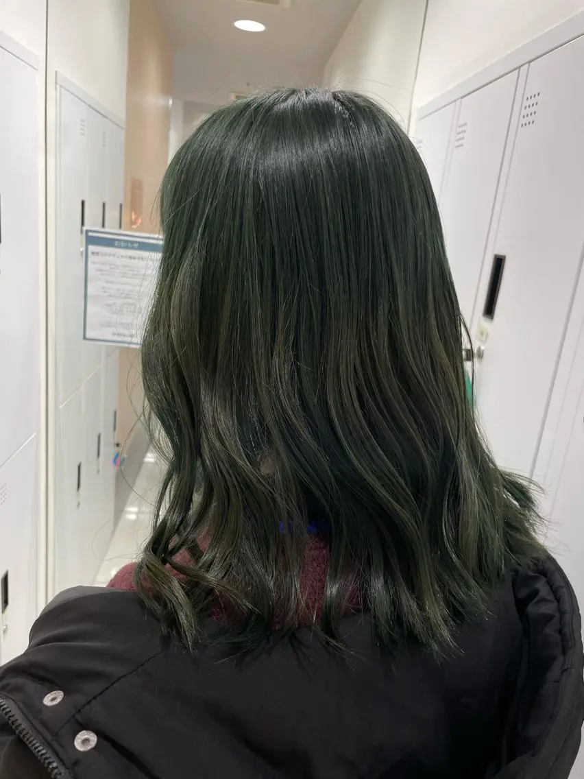 セミロング カラー ブリーチ ヘアカラー クロスパーマ/うる艶 カラー/Kurumiのヘアスタイル
