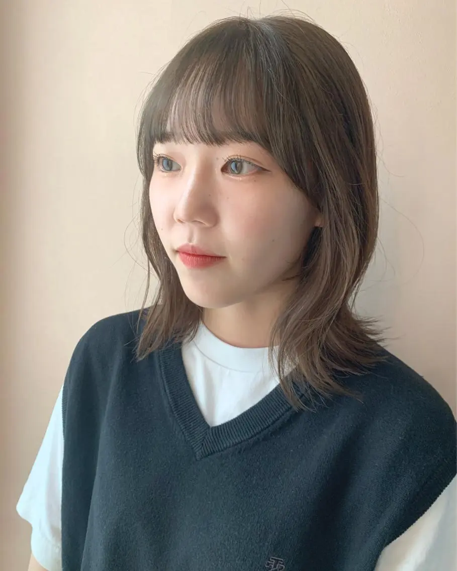 ミディアム カラー ベージュカラー ブリーチ ケアカラー ブリーチなしカラー カット ヘアカラー トリートメント hubhair レイヤー/透明感のヘアスタイル