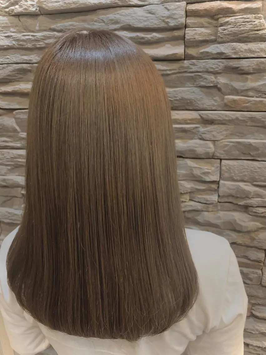 ロング カラー 佐藤 匠のヘアスタイル