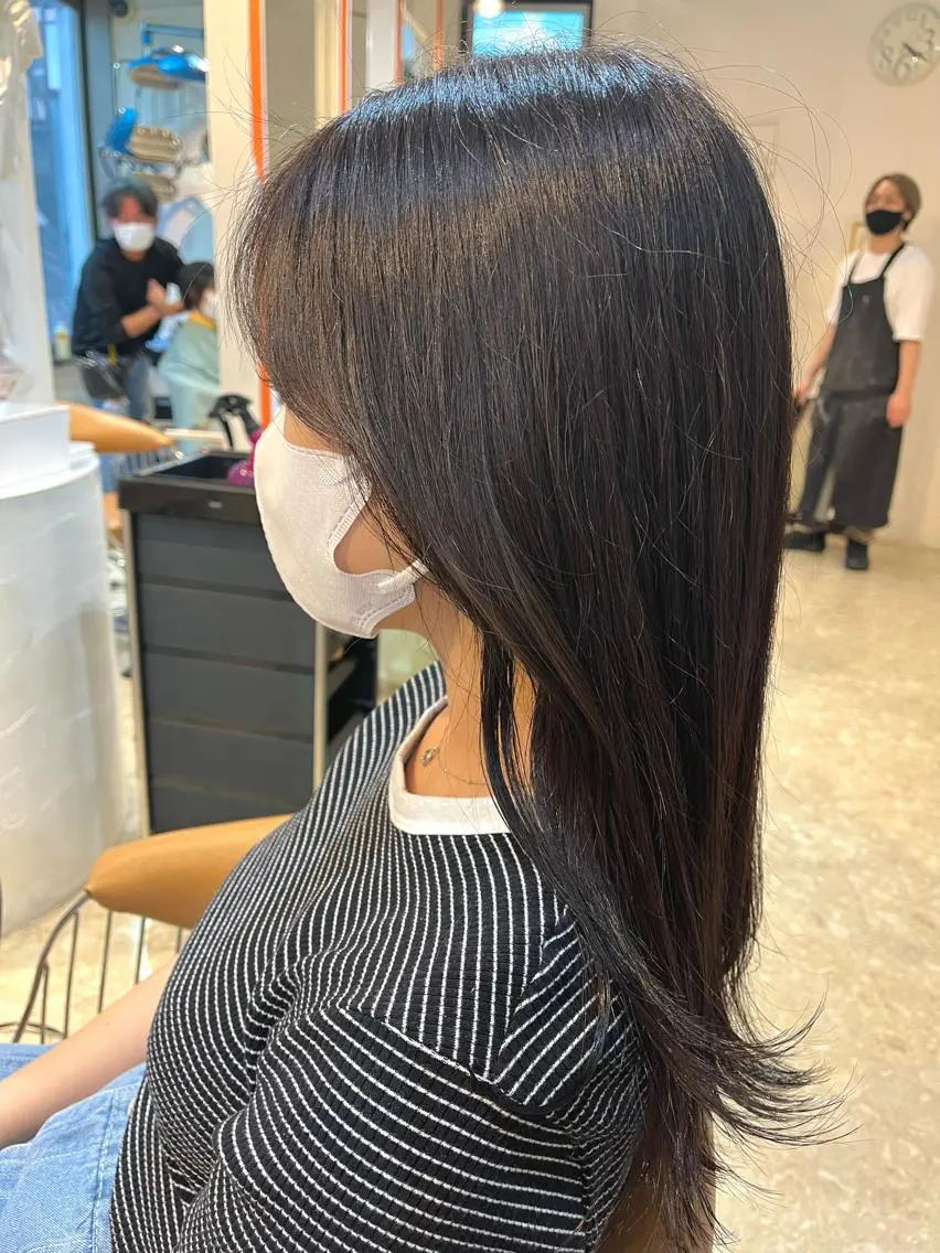 セミロング カラー カット ヘアカラー うしだ かおるのヘアスタイル
