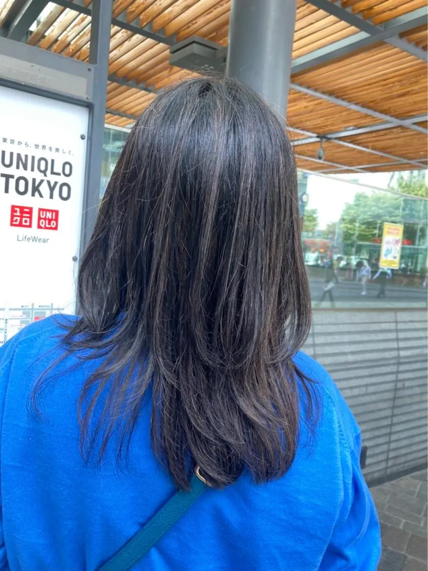 ミディアム カラー 小林 伯熙のヘアスタイル