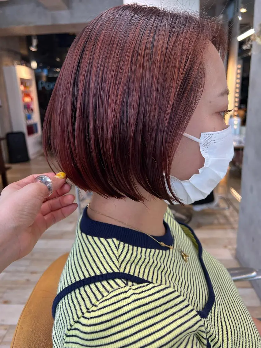 ショート カラー ヘアアレンジ 切りっぱなしボブ ショートボブ ブラウンカラー オレンジ オレンジブラウン サナ🌱 切りっぱなしボブのヘアスタイル