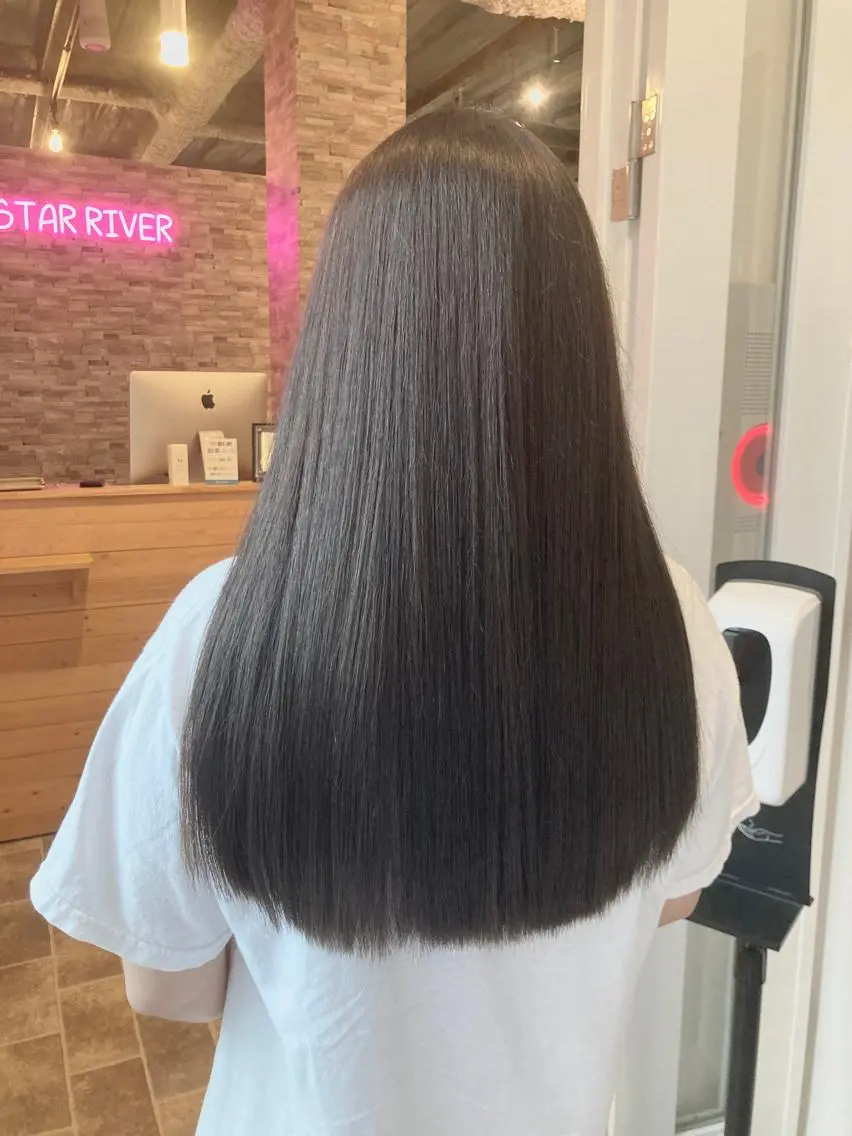 ロング ヘアカラー トリートメント ヘアカラー&縮毛矯正 STAR☆RIVERのヘアスタイル