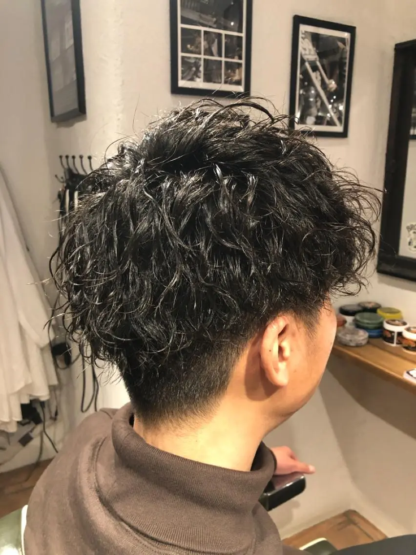 ショート パーマ メンズ カット パーマ 冨士川 英樹のヘアスタイル