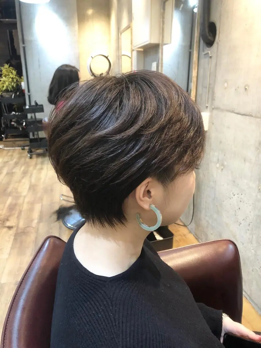 ショート カラー 増山 大起のヘアスタイル