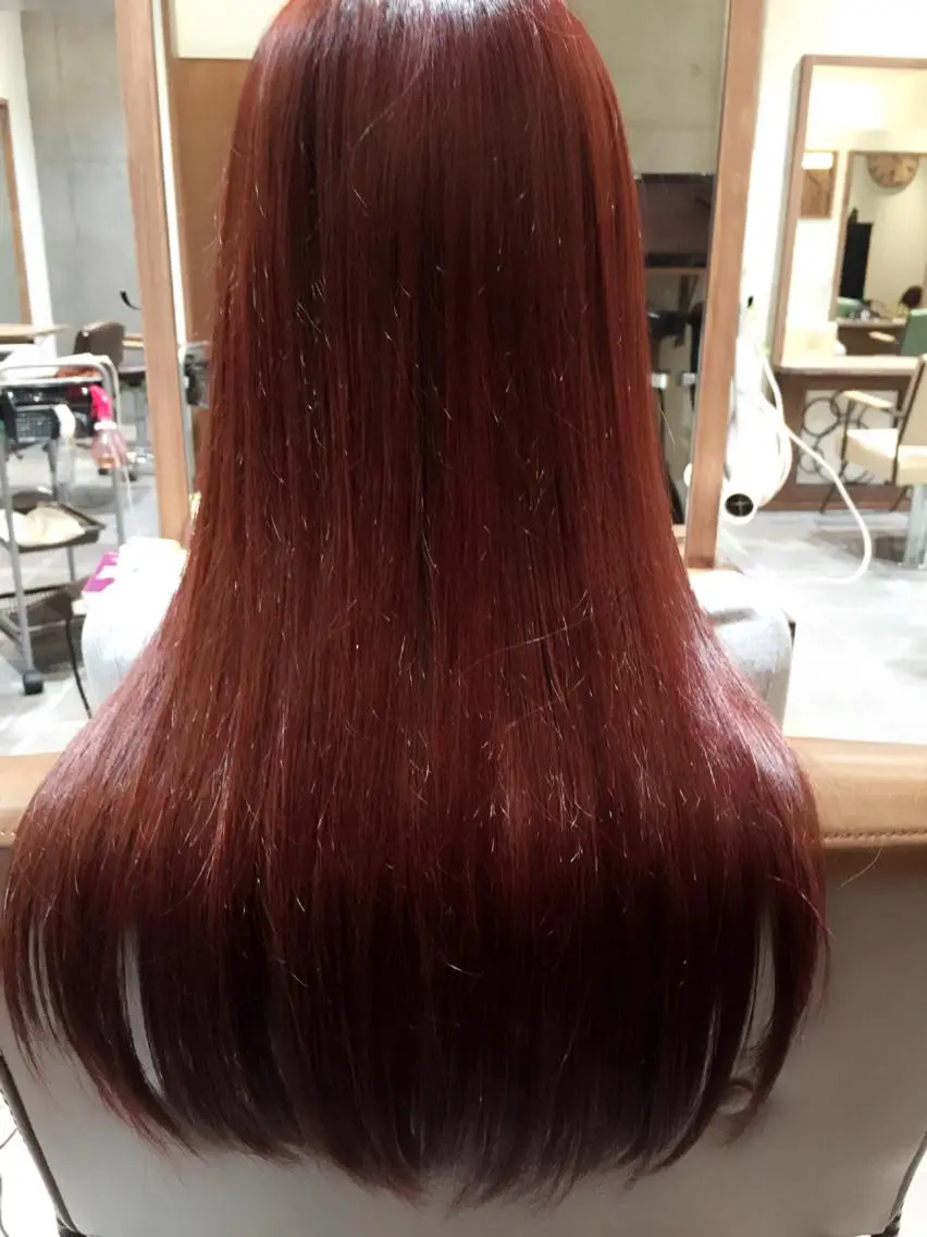 ロング カラー 髪質改善＆ブリーチ 伊勢　祐一郎のヘアスタイル