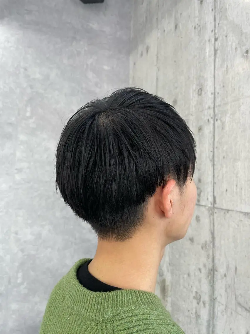 ショート メンズ マッシュ 中溝 トシミのヘアスタイル