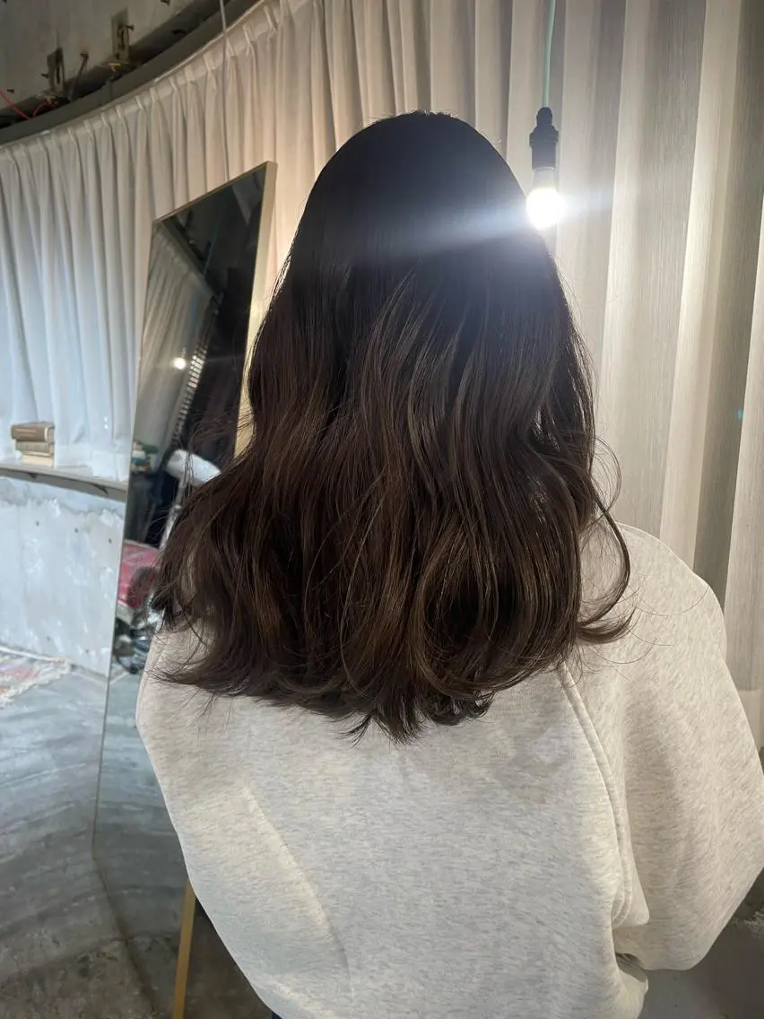 セミロング カラー カット ヘアカラー 海外レイヤー /NAGISAのヘアスタイル