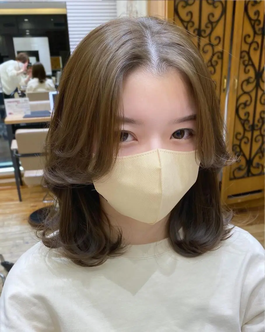 ミディアム カラー 顔まわりカット🌟 くびれヘア/寺門遥輝のヘアスタイル