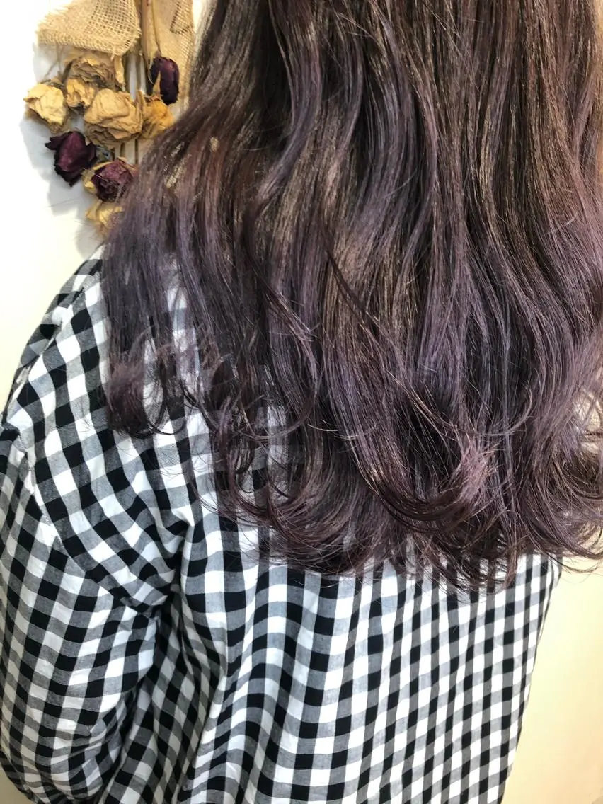 ロング ヘアカラー トリートメント 松佐 ゆかりのヘアスタイル