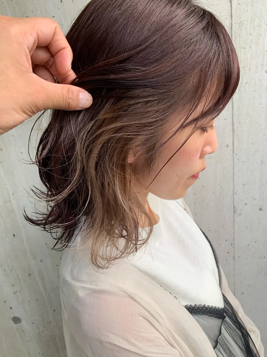 セミロング 柔らかな縮毛矯正 透明感カラー💫のヘアスタイル