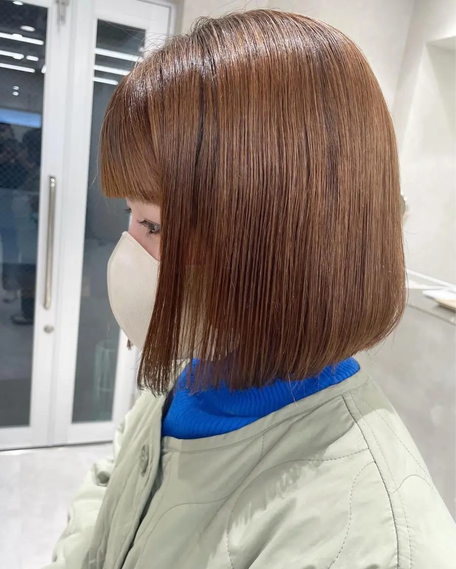 ショート カット ヘアカラー トリートメント 透明感オリーブ🫒/ ブリーチなしWカラーのヘアスタイル