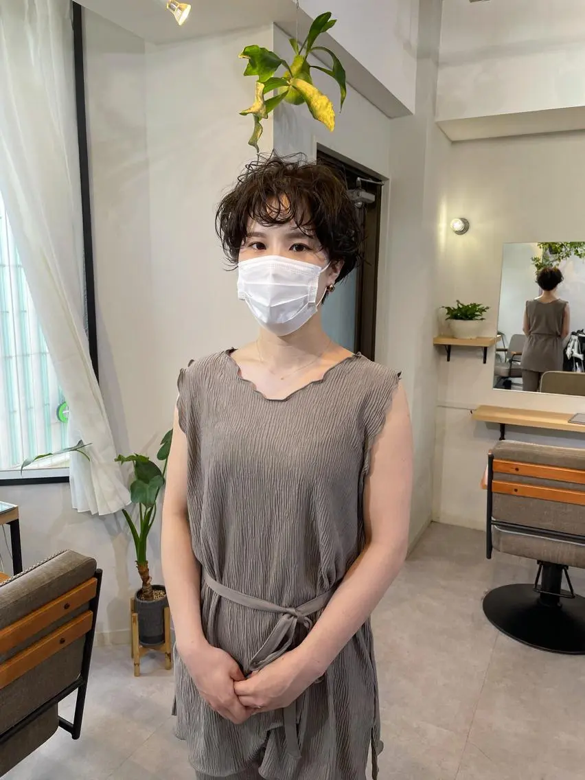 ショート カラー パーマ ショートヘア カット ヘアカラー トリートメント メンズカット メンズパーマのヘアスタイル