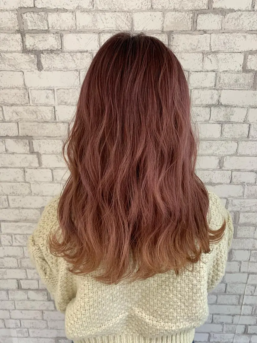 ミディアム カラー ダブルカラー ピンクカラー バイオレットカラー 特殊カラー/ブリーチ 道満ゆいなのヘアスタイル