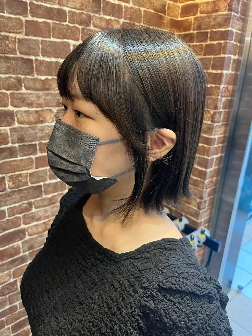 セミロング カラー パーマ ヘアアレンジ メンズ キッズ ネイル マツエク・マツパ アイブロウ メンズパーマ セミロングパーマ ブラウンカラー ケアカラー 透明感カラー 久木原 ゆりのヘアスタイル