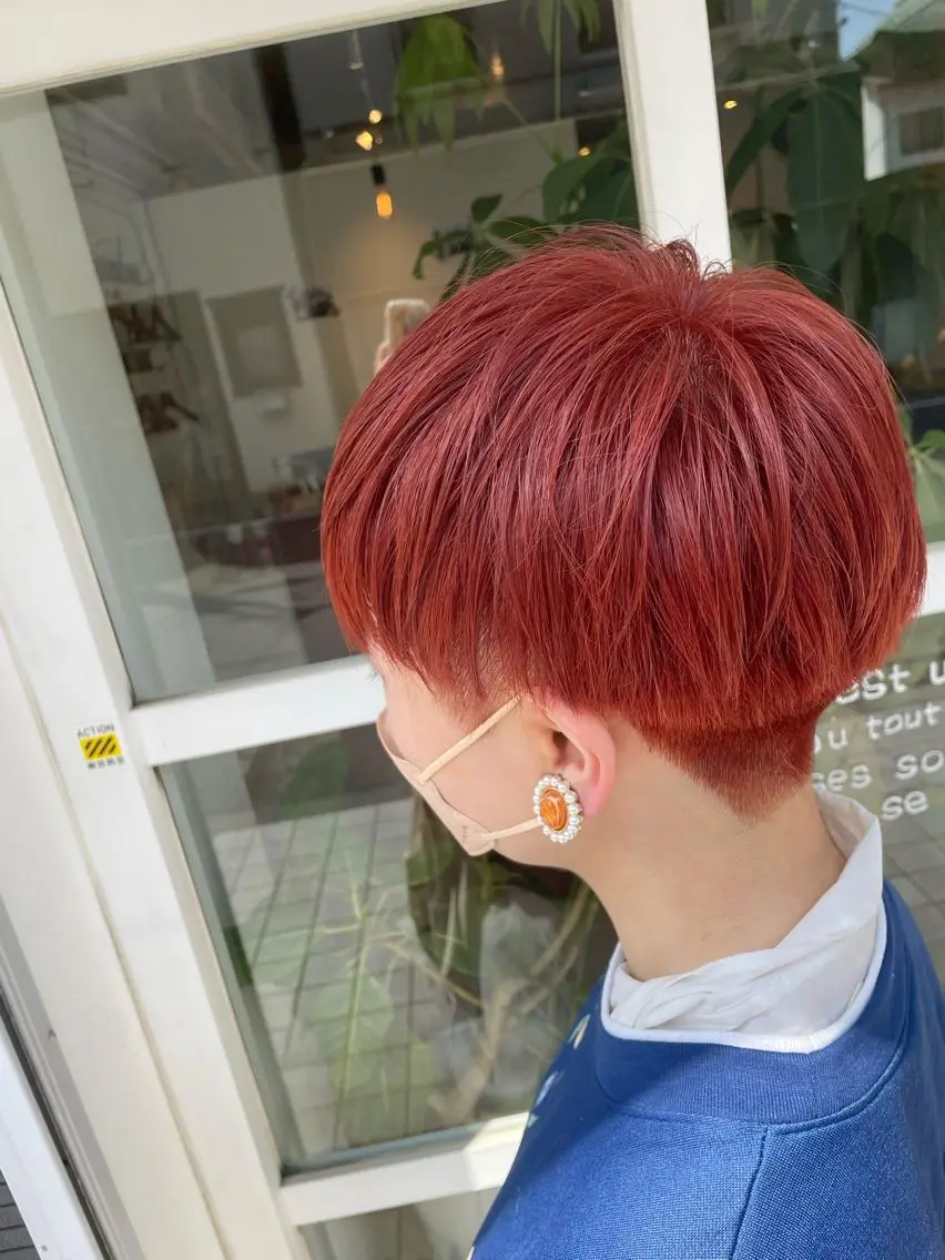 ショート カラー ヘアアレンジ ヘアカラー 鴫原 亜弥のヘアスタイル