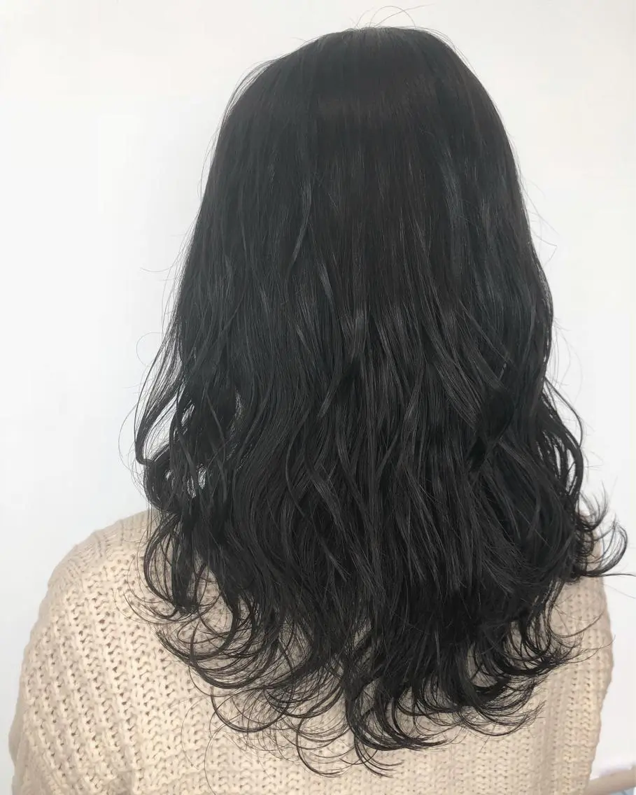 ロング カラー 黒髪 ブルーカラー sano sayakaのヘアスタイル