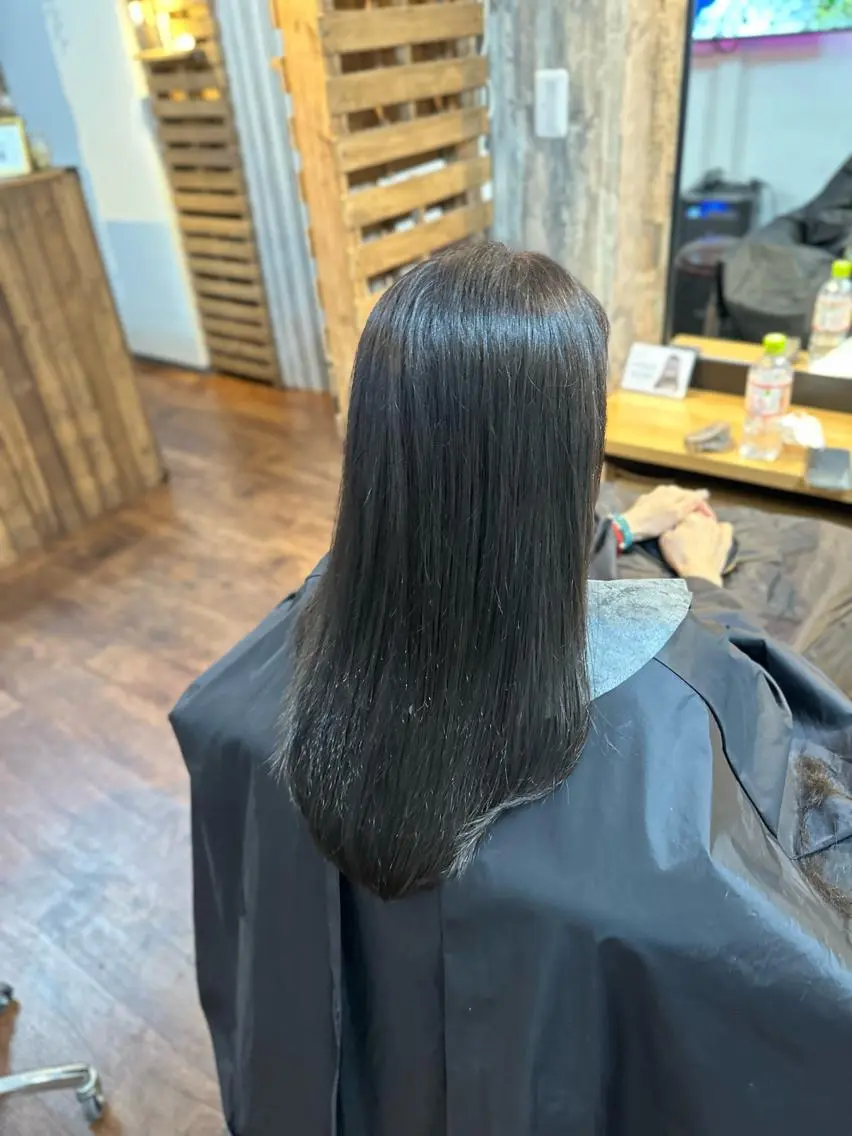 ロング カラー イルミナカラー 髪質改善 トリートメント Luzir⭐︎ GEN⭐︎のヘアスタイル