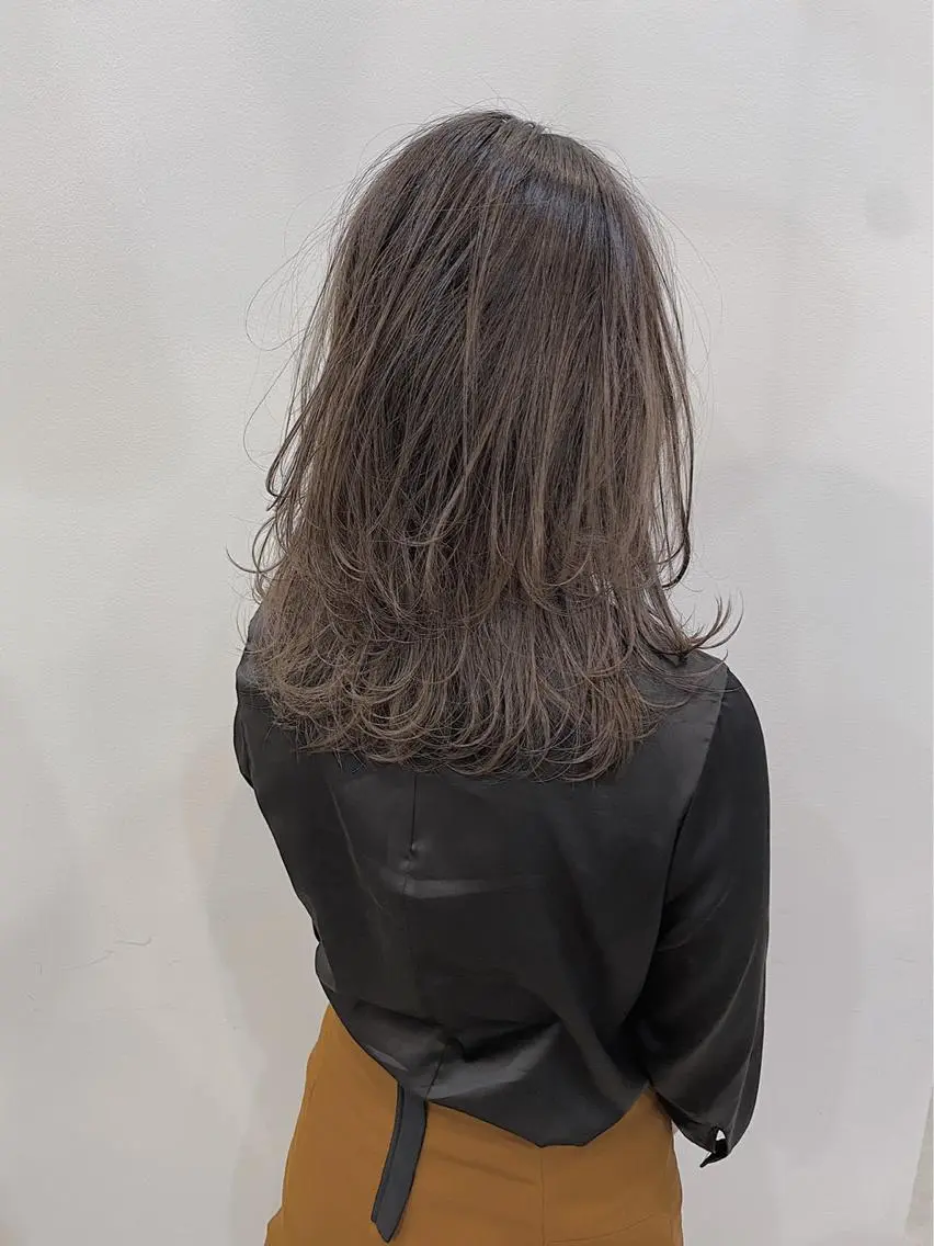 ロング 外国人風カラー ハイライト ブリーチ指名 NO1🌈SAKIのヘアスタイル