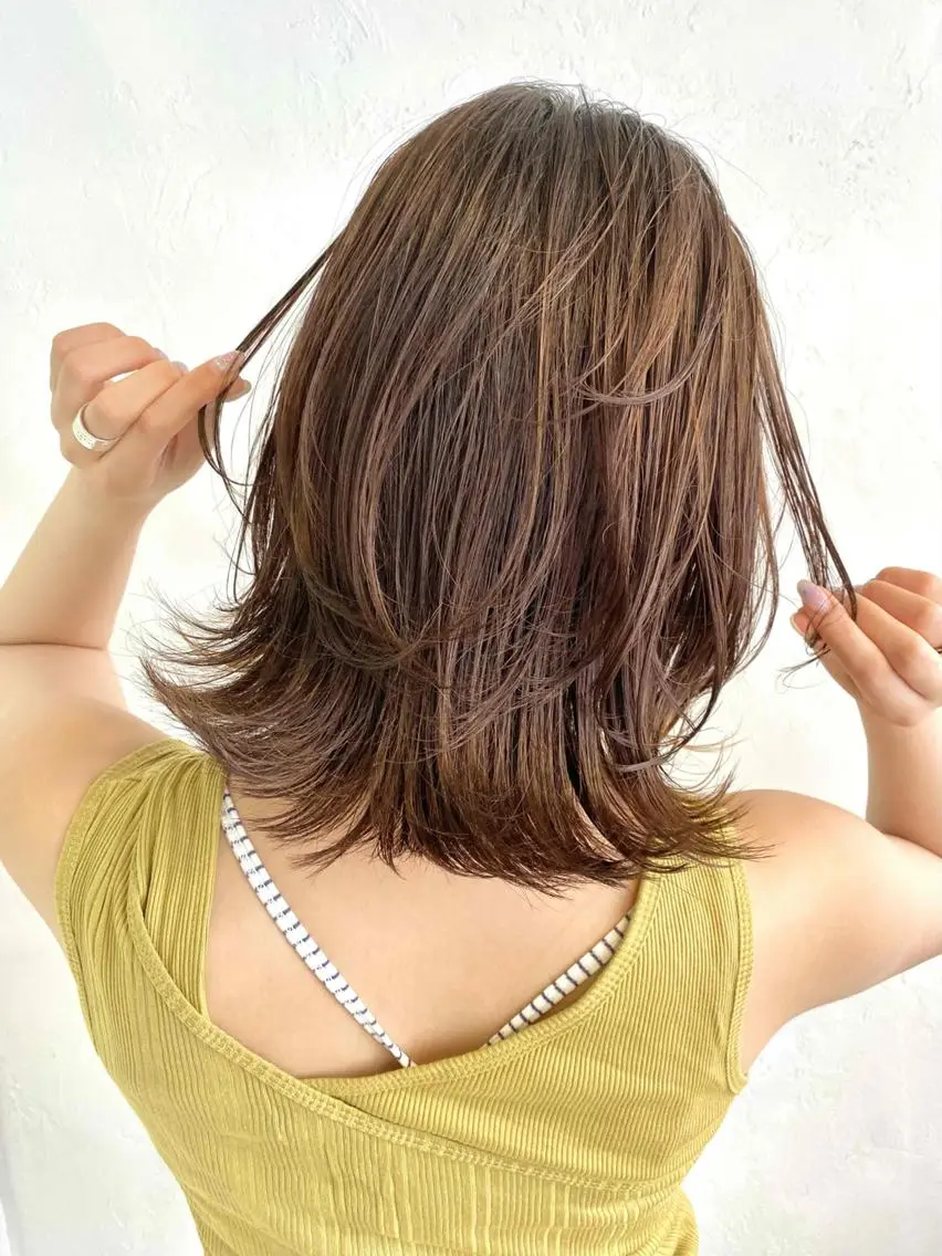 ミディアム カラー ショートボブ ミディアムレイヤー ミストバング イヤリングカラー  フェイスフレーミング 前田 裕介のヘアスタイル