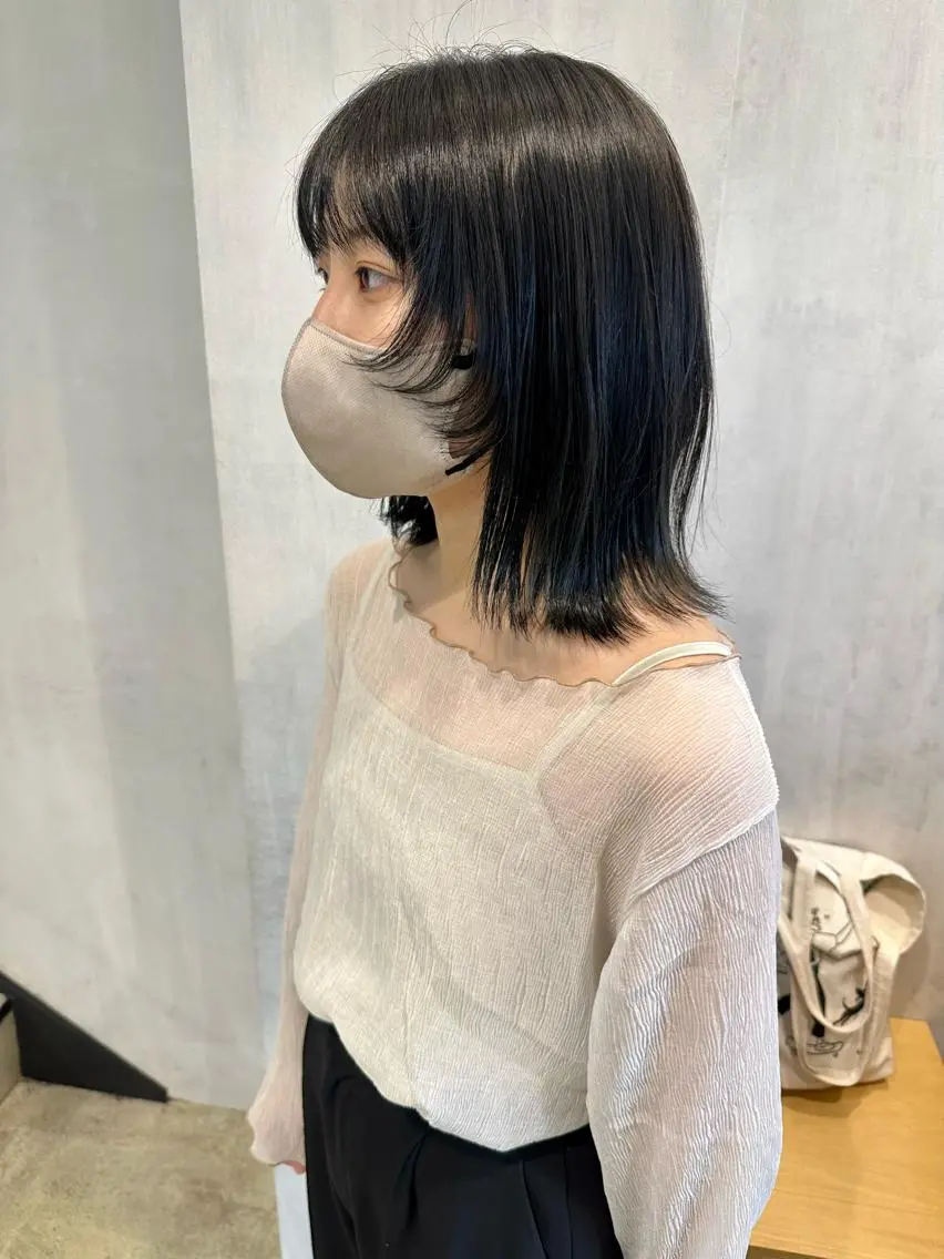 ミディアム 顔まわりレイヤー 顔周りカット レイヤーカット ウルフカット ミゾブチ ユリカのヘアスタイル