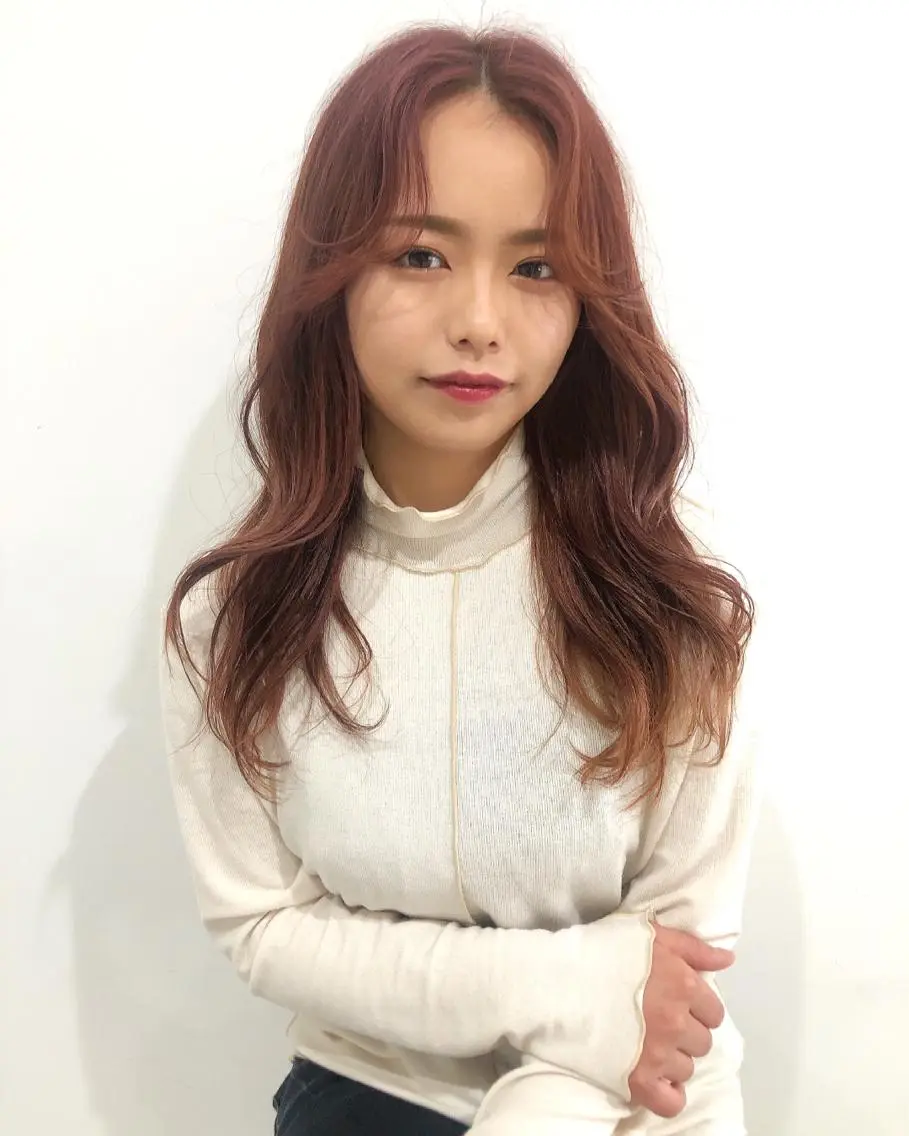 ロング カラー ヘアアレンジ カシス ピンクカラー 永井 亜実のヘアスタイル