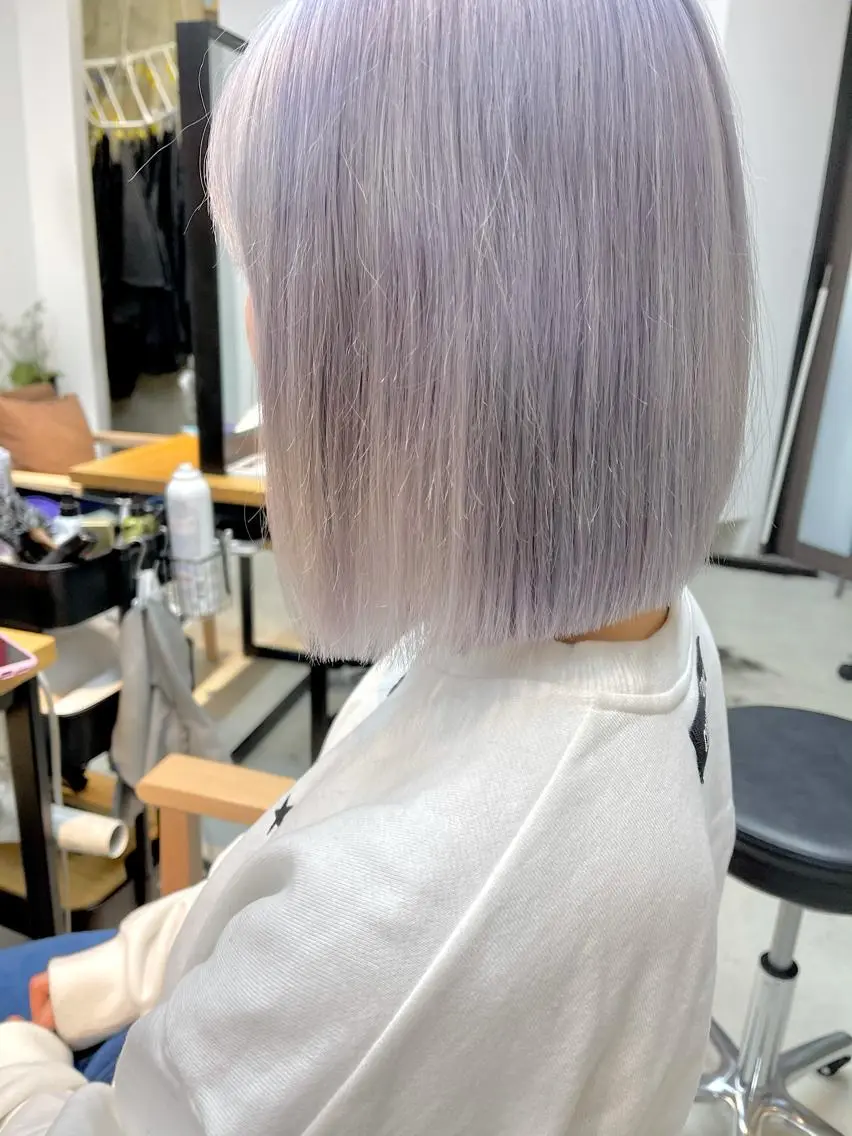 ミディアム カラー ベージュカラー ブリーチ ホワイトベージュ 似合わせショート×透 明感/やじまたかしのヘアスタイル
